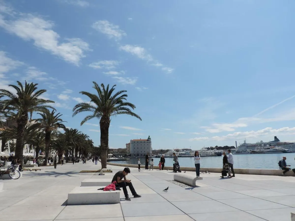 Apartman U Srcu Grada - Ilicev Prolaz Split Apartment